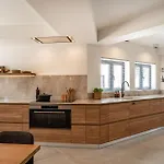 Acacias - Boutique In Wine Country Villa Alenquer