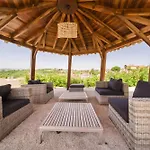 Acacias - Boutique In Wine Country
