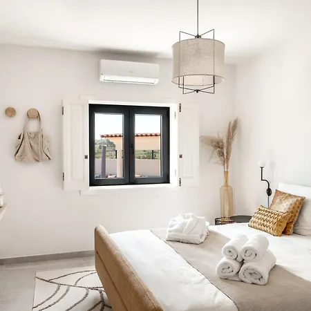 Acacias - Boutique In Wine Country
