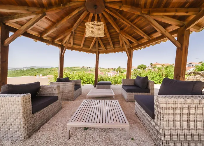 Acacias - Boutique In Wine Country